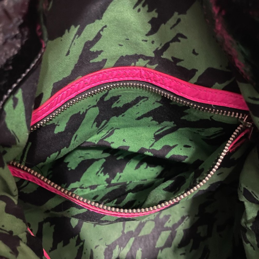 MARC JACOBS Early 2000s Vintage Bag & Wallet Set, Black & Pink w Silver Hardware - Picture 11 of 16